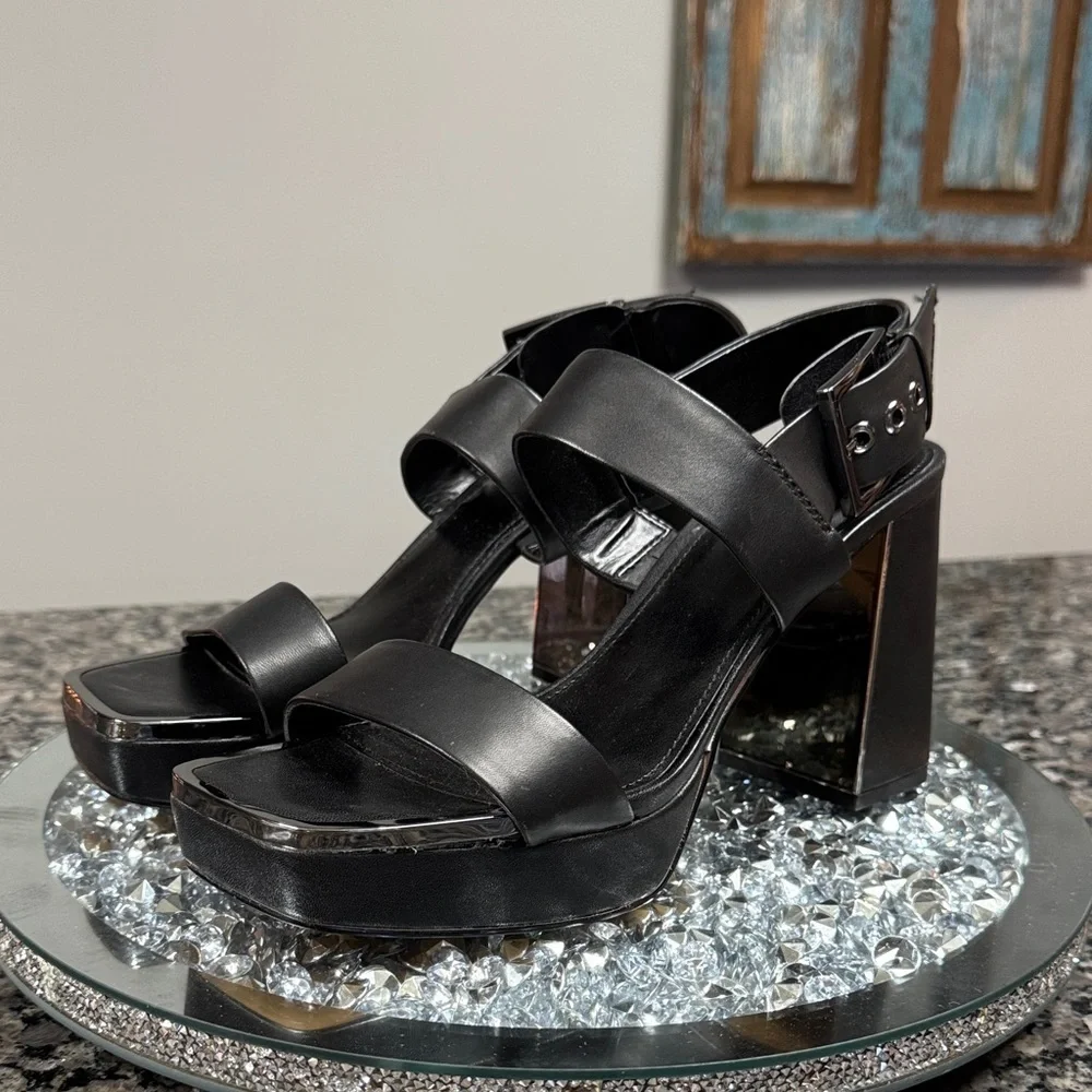 DKNY Black Platform chunky high Heels with gunmetal NEW 9.5